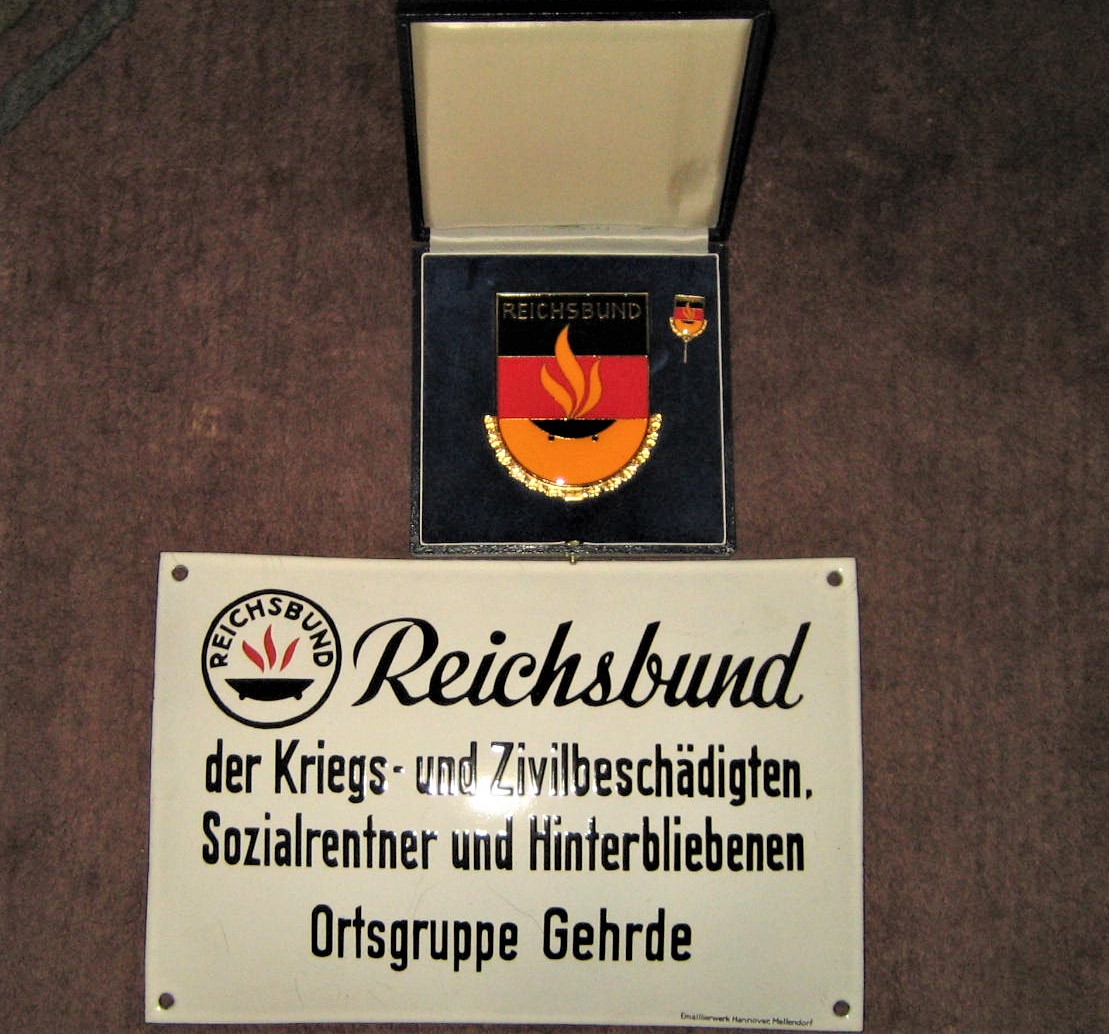 Alte Medaille des Reichsbunds